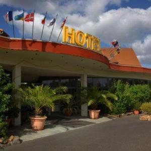 West Hotel An Der Saechsischen Weinstrasse Radebeul Εξωτερικό φωτογραφία